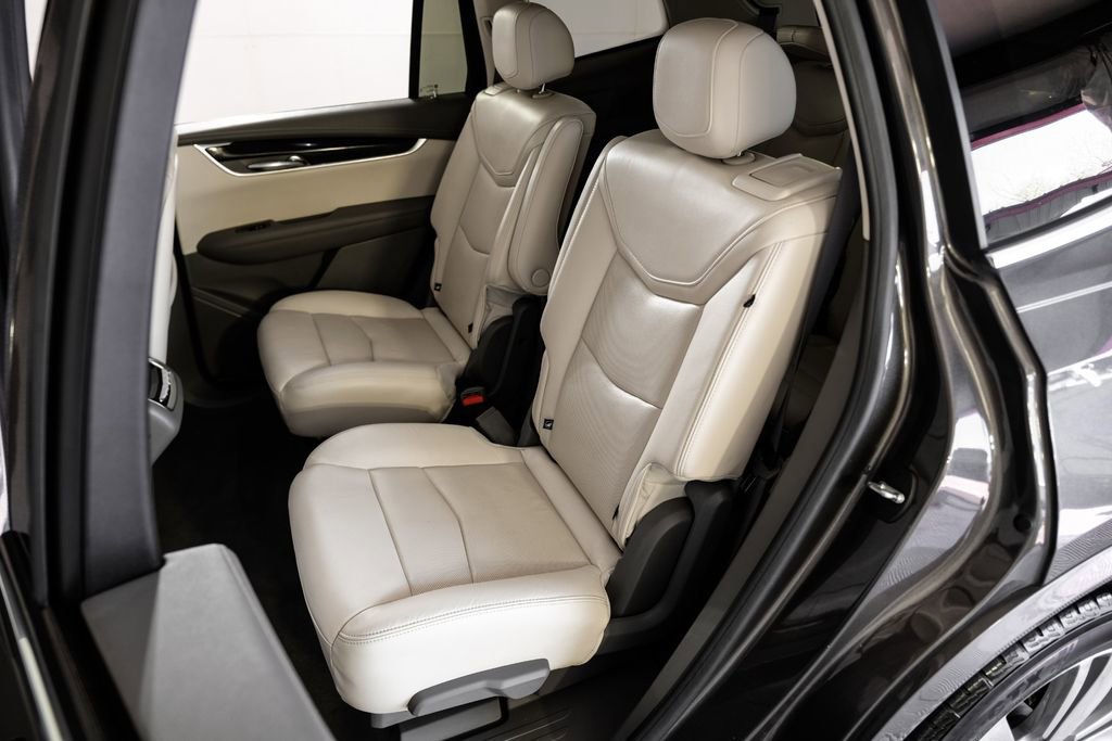 Used 2020 Cadillac XT6 Premium Luxury image 40