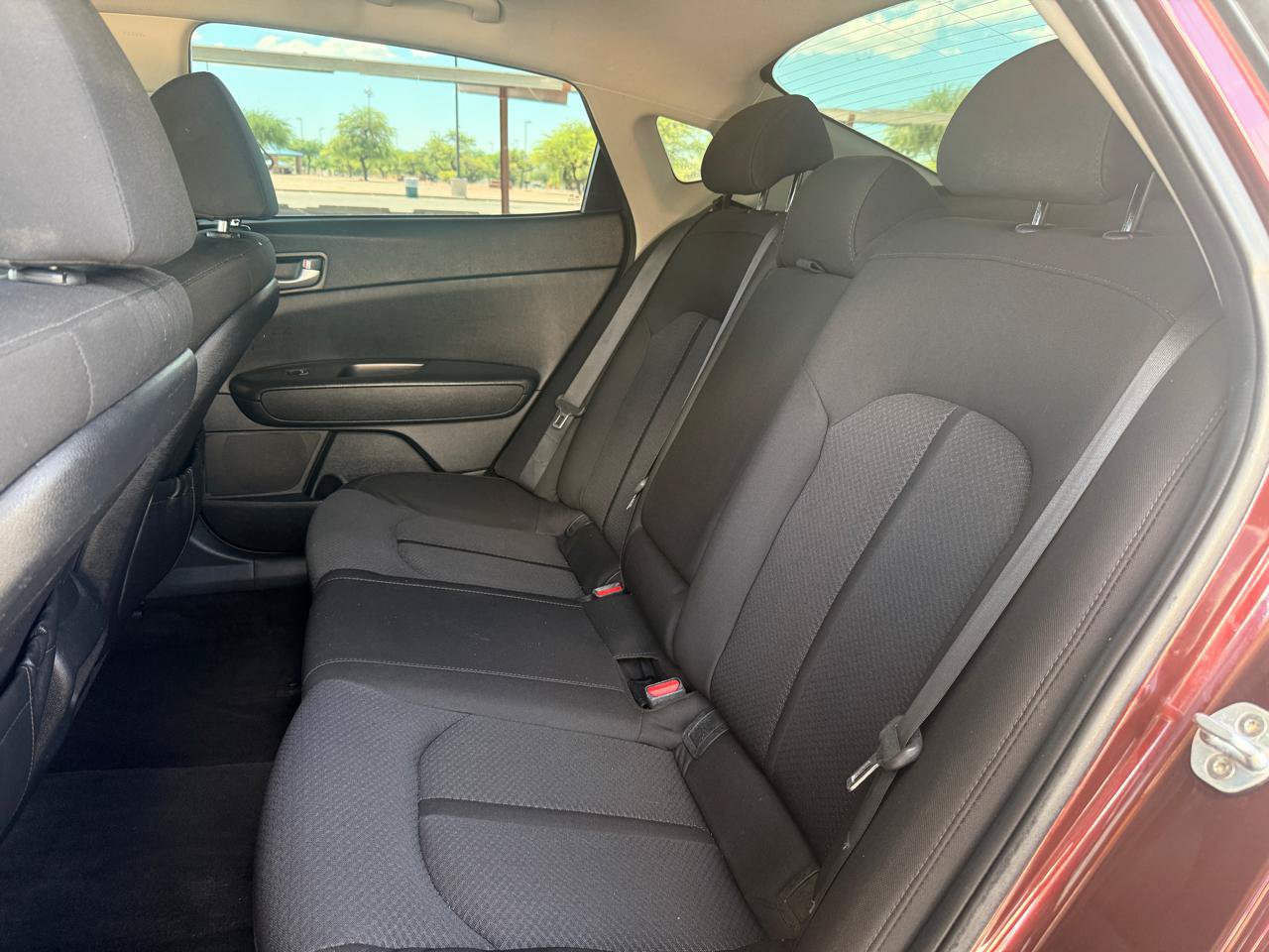 Used 2018 Kia Optima LX FWD image 11