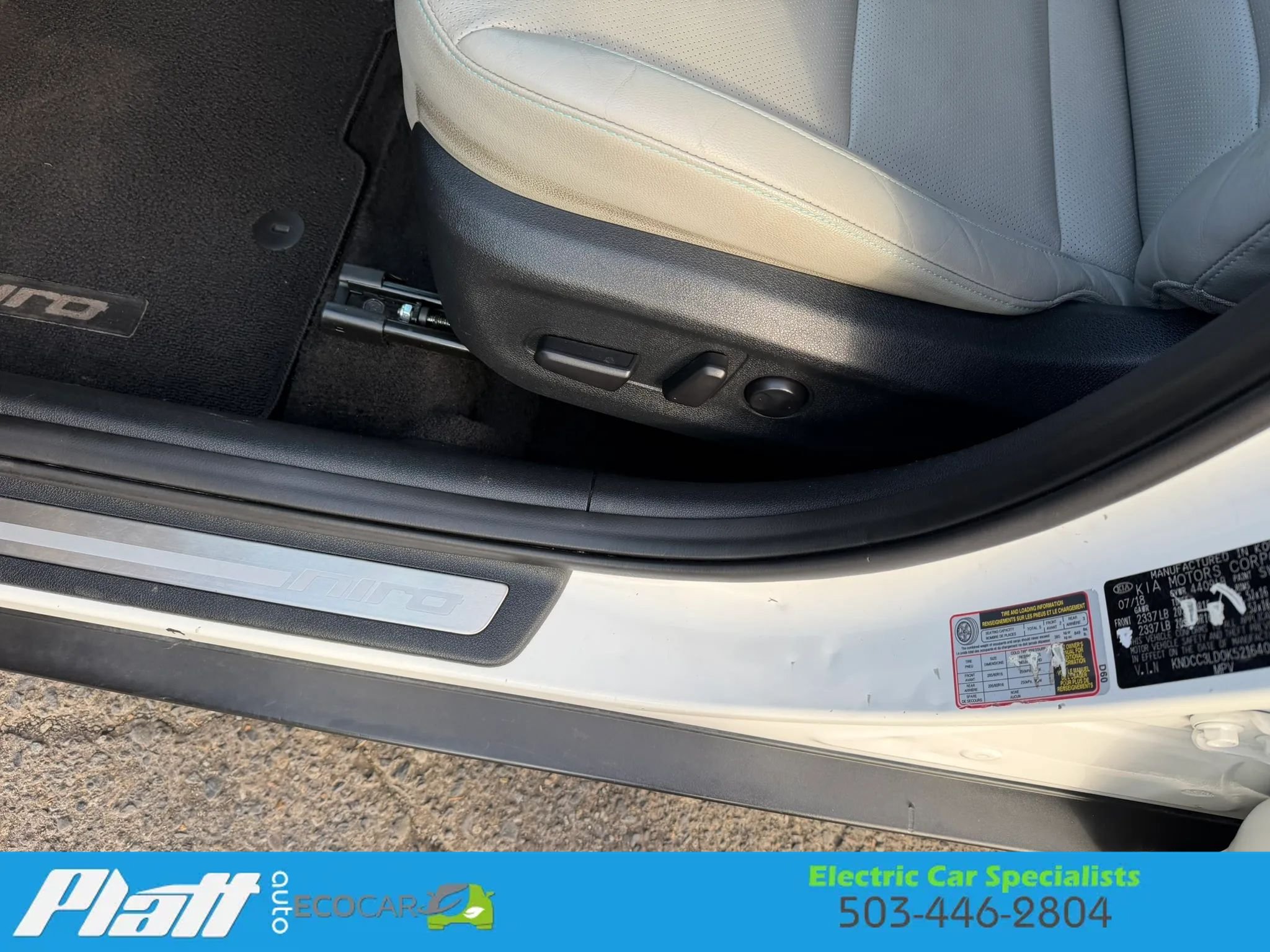 Used 2019 Kia Niro EX Premium FWD image 21