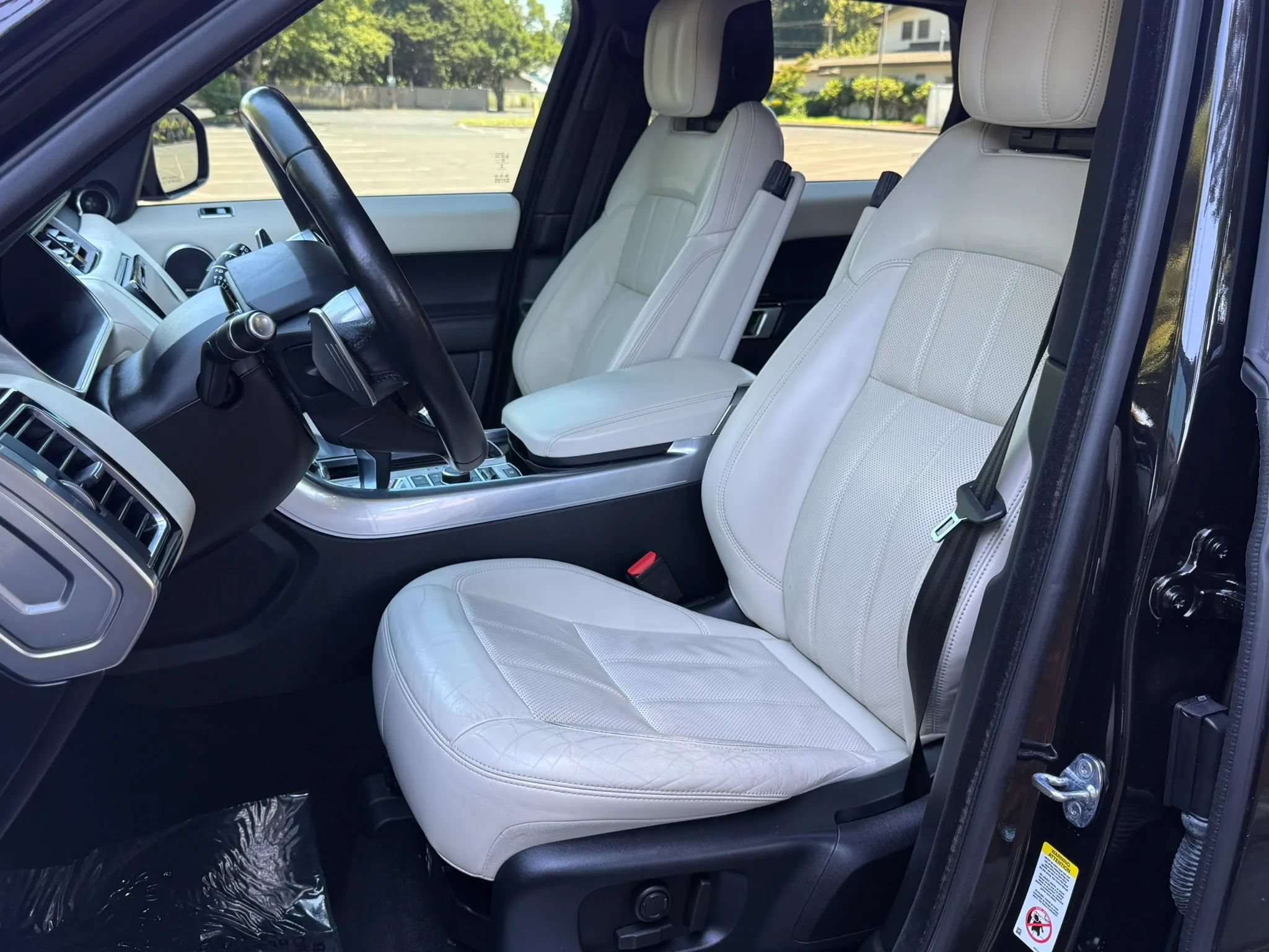 Used 2019 Land Rover Range Rover Sport Supercharged AWD/4WD image 16