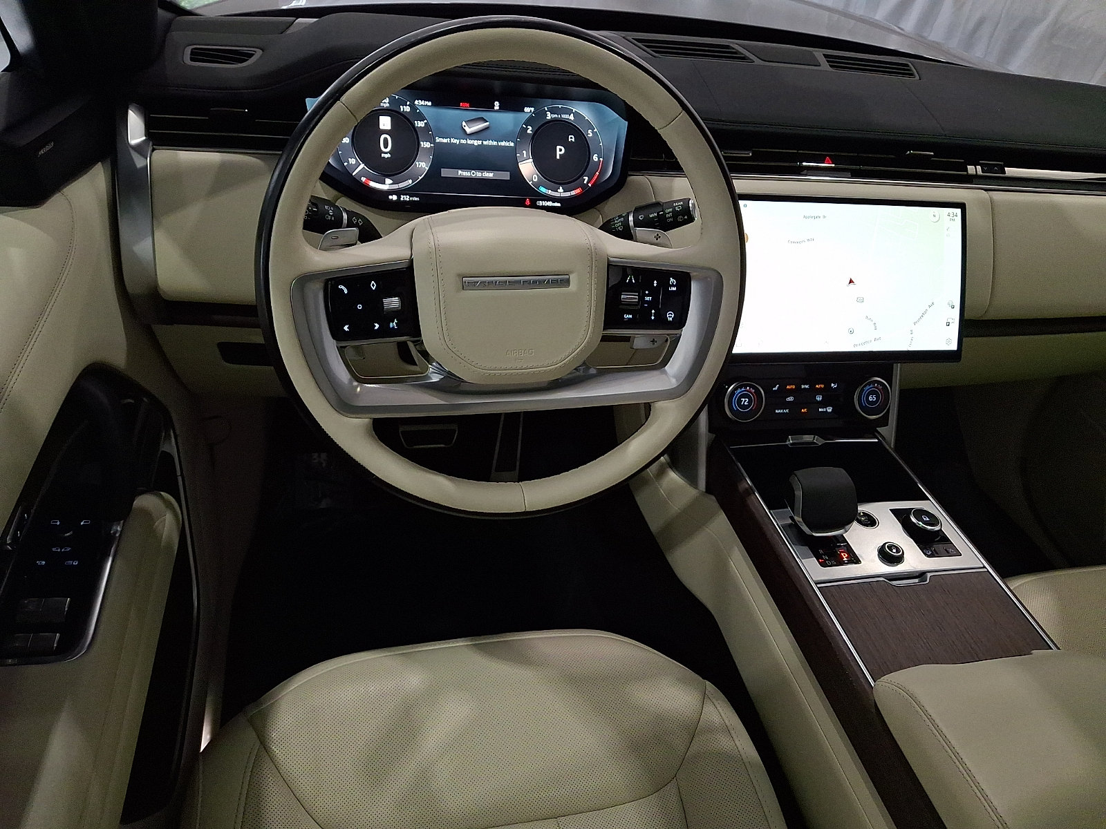 Certified 2023 Land Rover Range Rover Long Wheelbase SE AWD/4WD image 9