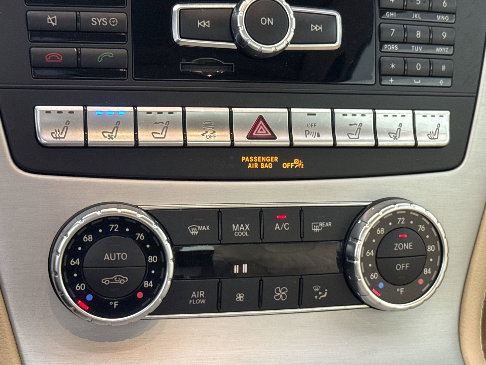 Used 2015 Mercedes-Benz SL 550 image 23