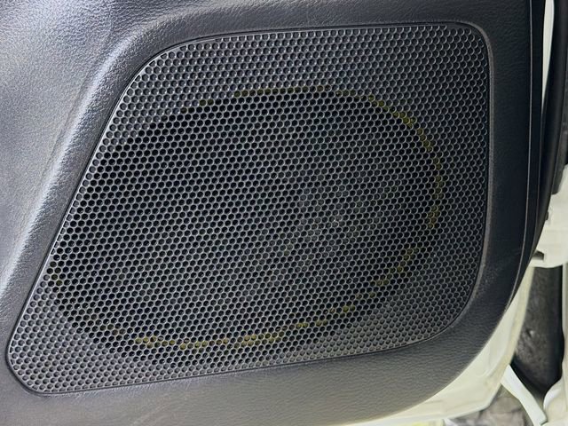 Used 2022 Toyota Tacoma SR5 w/ Technology Package image 20