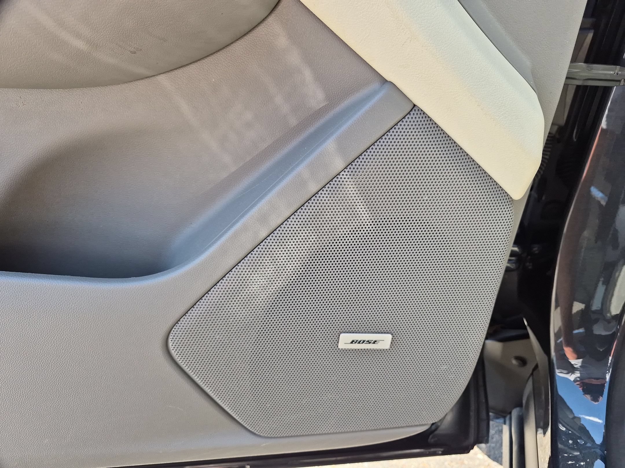 Certified 2021 Cadillac XT6 Premium Luxury w/ LPO, Floor Liner Package FWD image 21