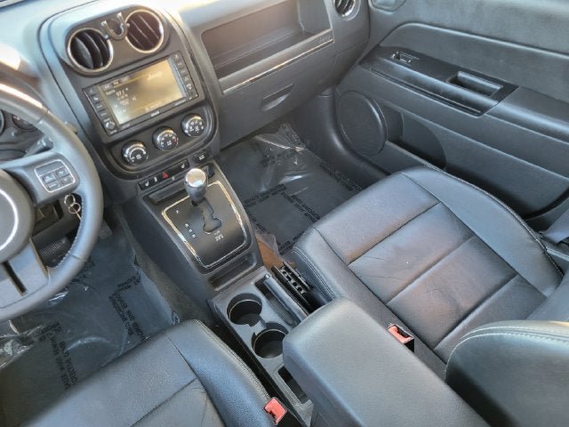 Certified 2017 Jeep Patriot High Altitude FWD image 23