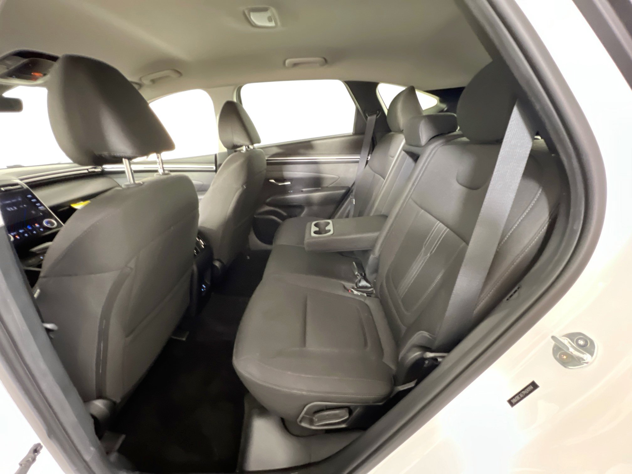 Used 2023 Hyundai Tucson SEL AWD/4WD image 23