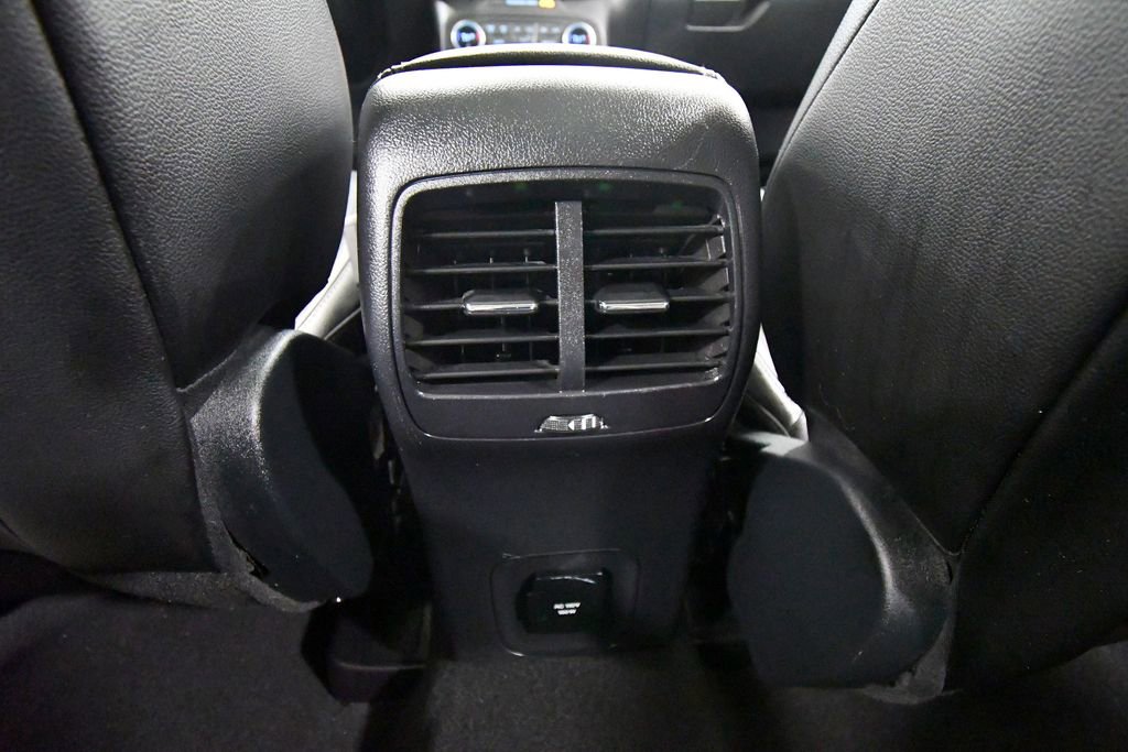 Used 2020 Ford Escape Titanium w/ Titanium Premium Package 2.0 image 17