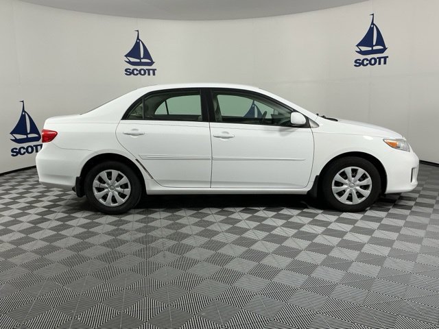 Used 2011 Toyota Corolla LE FWD image 5