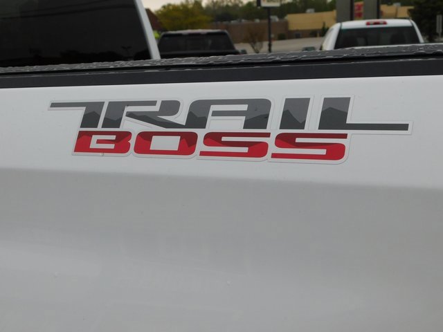 New 2026 Chevrolet Silverado 1500 Custom Trail Boss w/ Turbomax Blackout Package AWD/4WD image 41