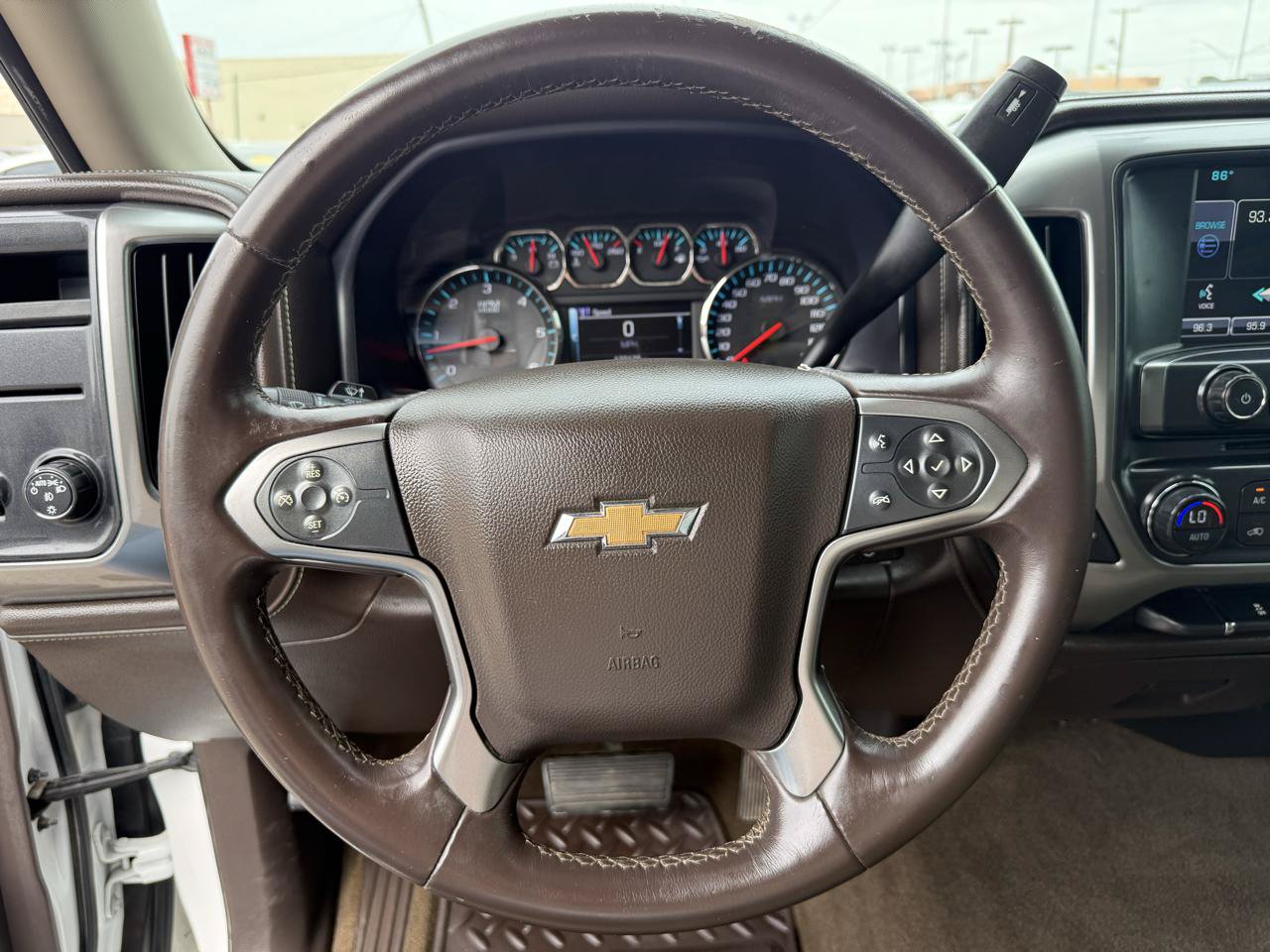 Used 2015 Chevrolet Silverado 1500 LTZ RWD image 15