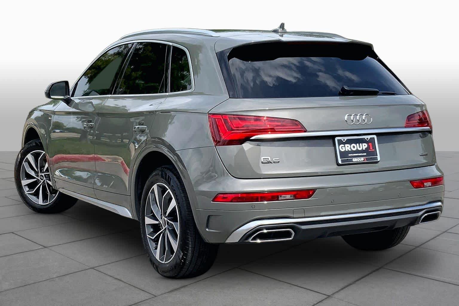 Used 2023 Audi Q5 2.0T Premium Plus w/ Premium Plus Package AWD/4WD image 12