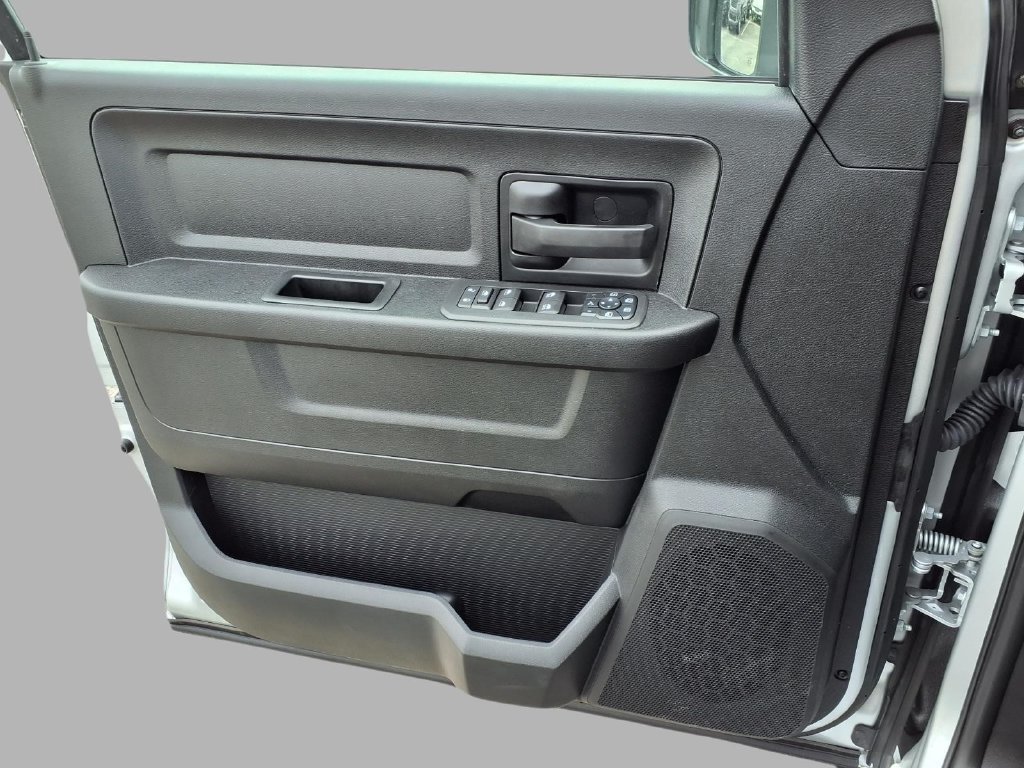 New 2027 RAM 2500 Tradesman AWD/4WD image 17