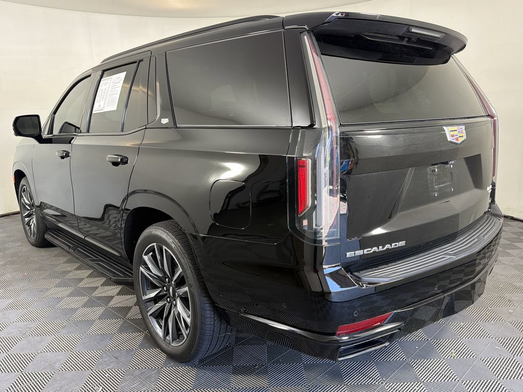 Used 2024 Cadillac Escalade Sport Platinum AWD/4WD image 3