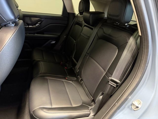 Used 2024 Lincoln Corsair Premiere w/ Equipment Group 101A image 17