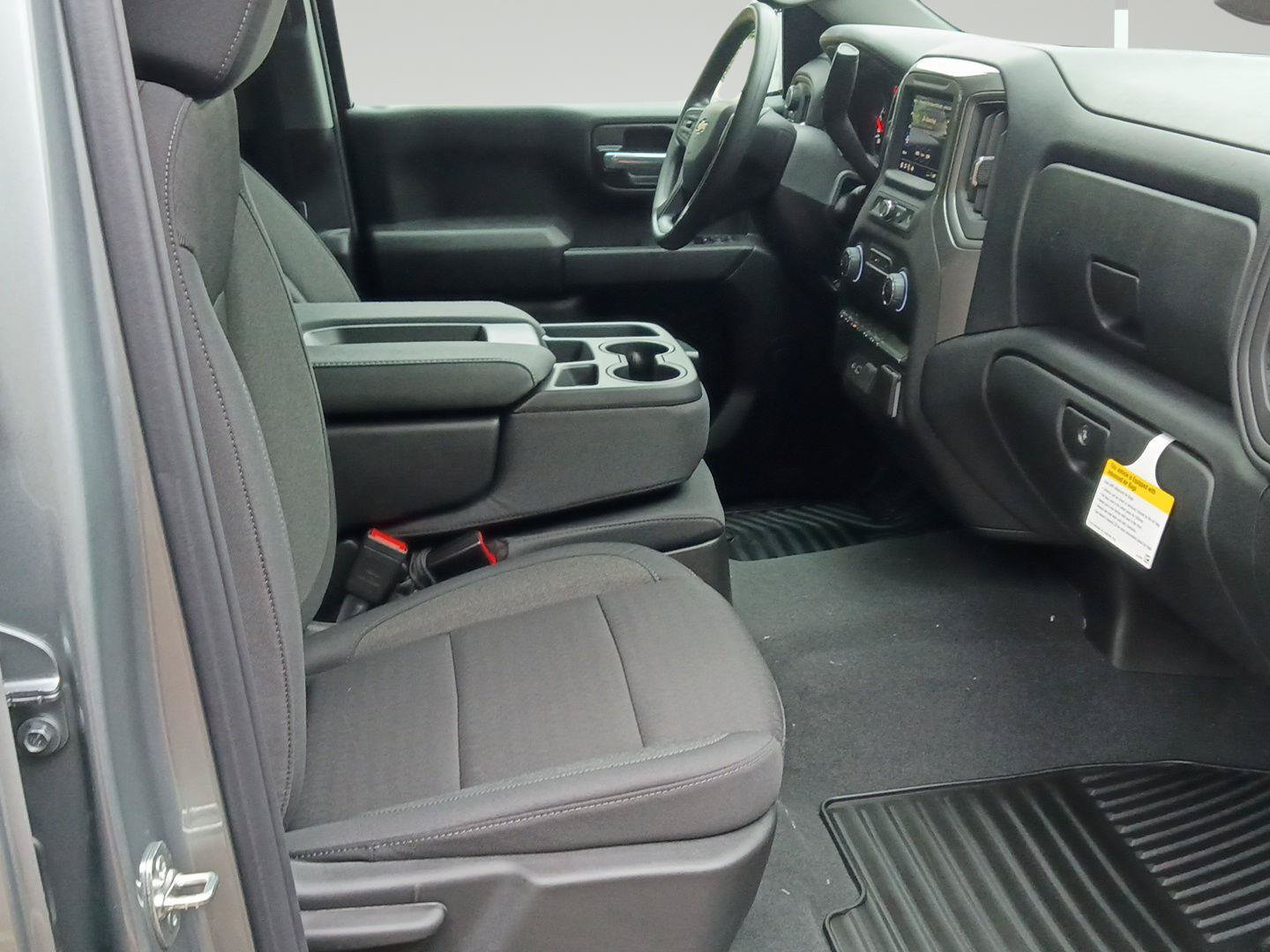 New 2026 Chevrolet Silverado 1500 Custom w/ LPO, Dark Essentials Package AWD/4WD image 26