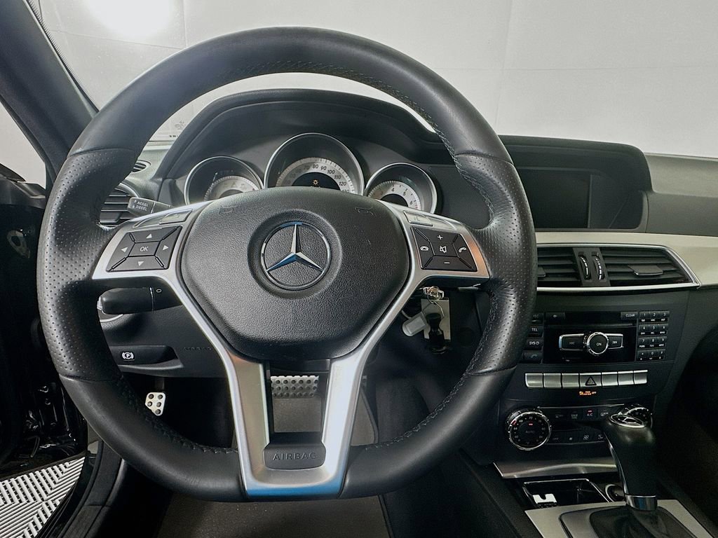 Used 2012 Mercedes-Benz C 250 Sedan image 11
