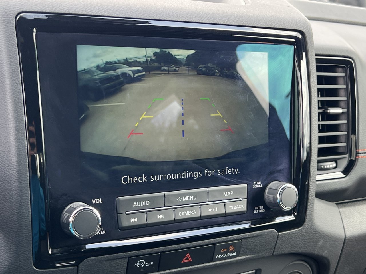 Used 2024 Nissan Frontier PRO-4X w/ Technology Package AWD/4WD image 19