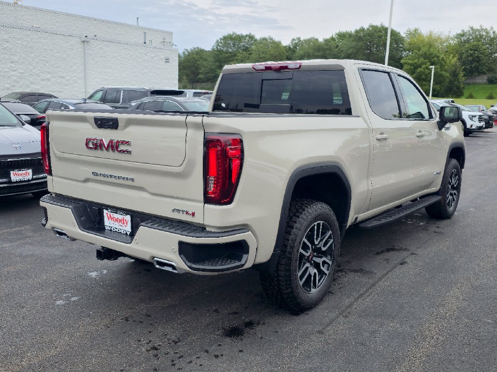 New 2026 GMC Sierra 1500 AT4 w/ AT4 Premium Package AWD/4WD image 9