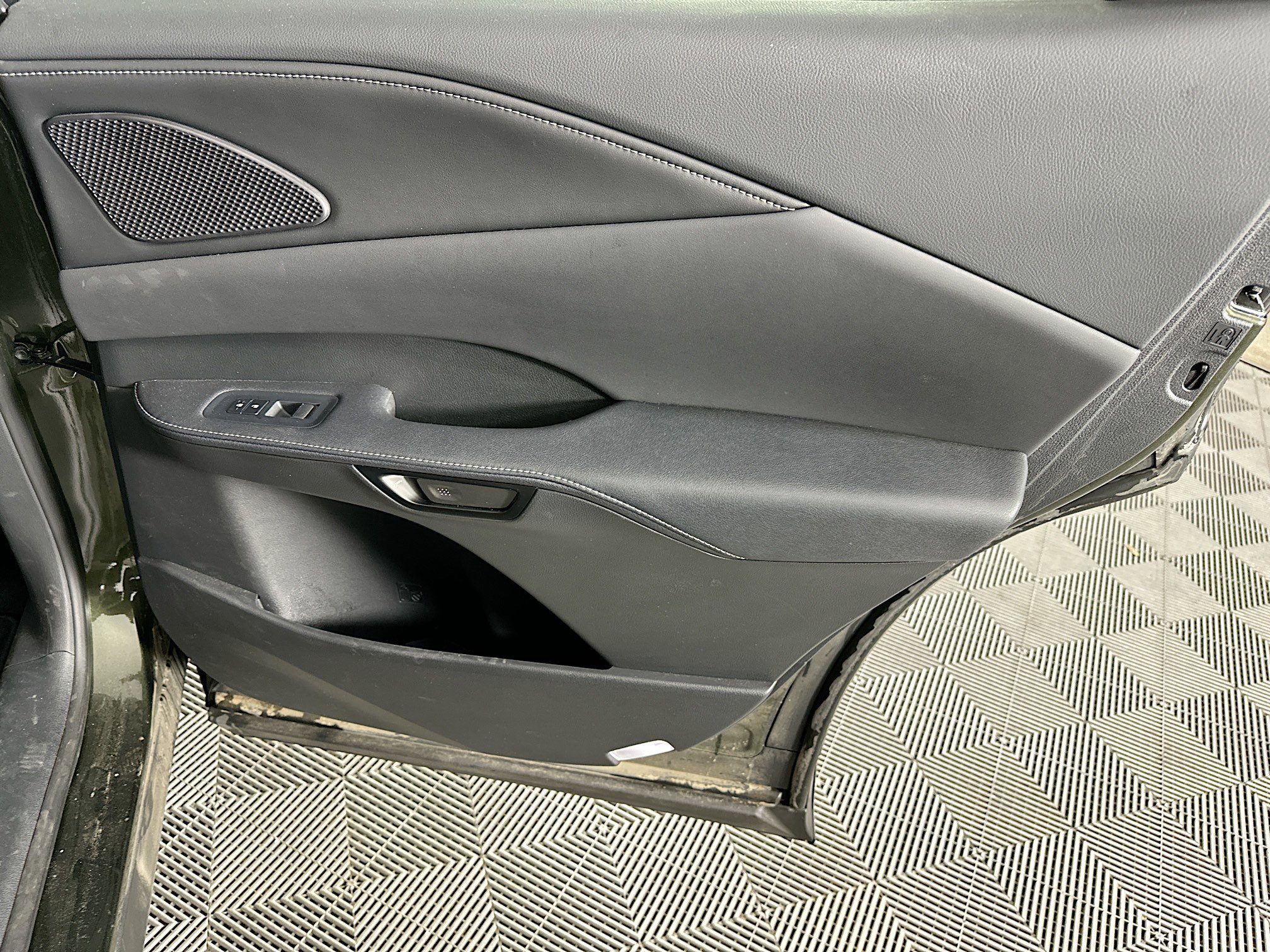 Used 2024 Lexus RX 350 AWD image 30