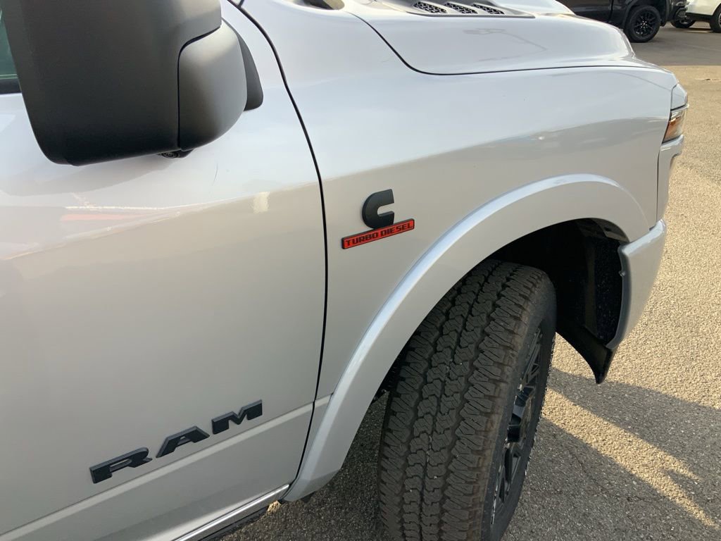 New 2026 RAM 2500 Limited image 12