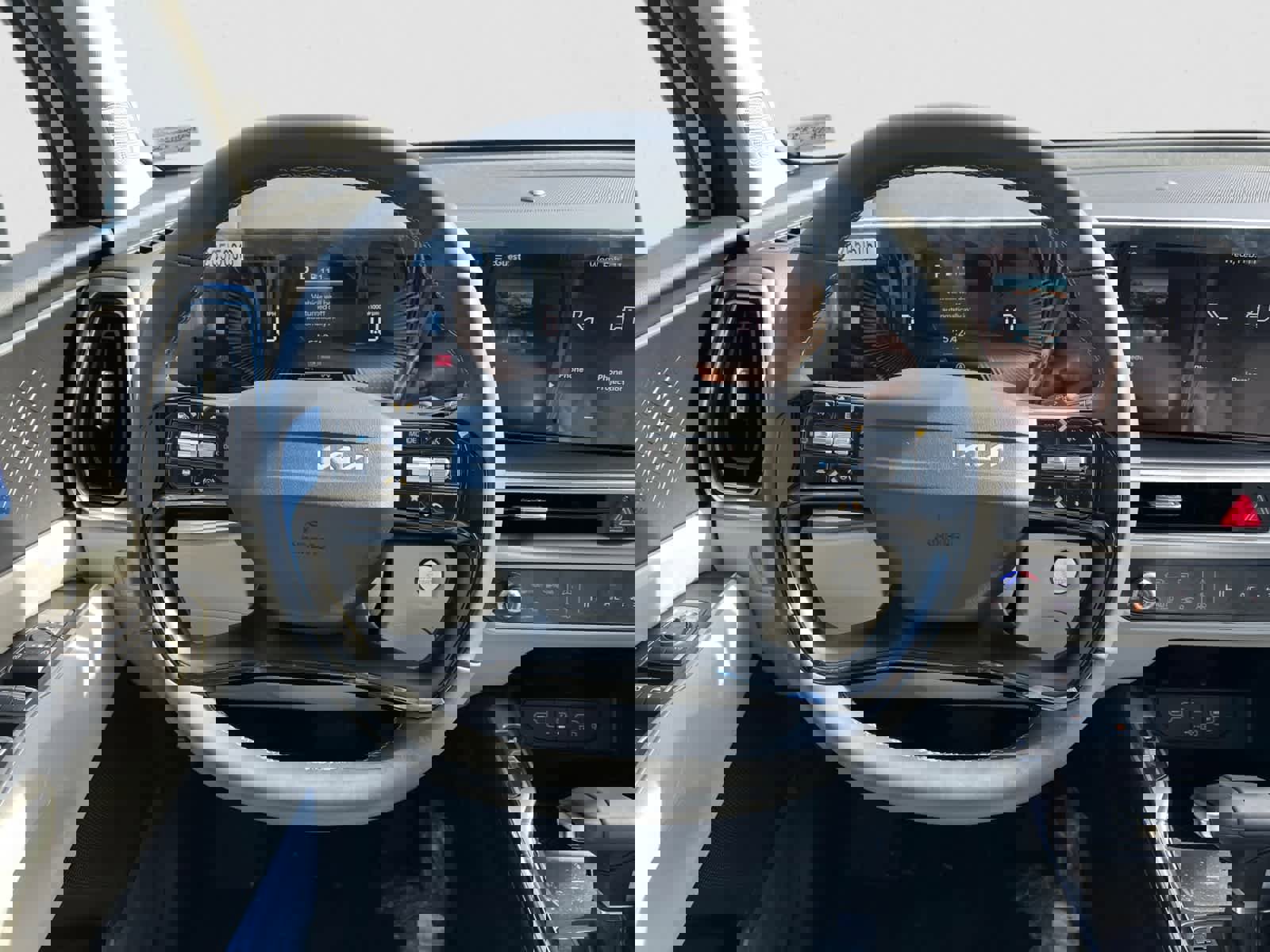 New 2026 Kia Sorento S FWD image 14