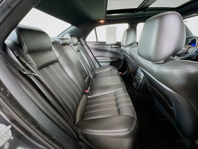 Used 2022 Chrysler 300 S image 42