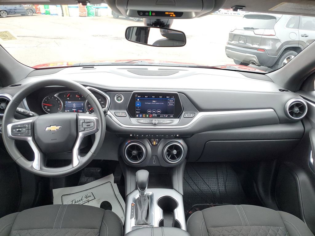 Used 2021 Chevrolet Blazer LT image 28
