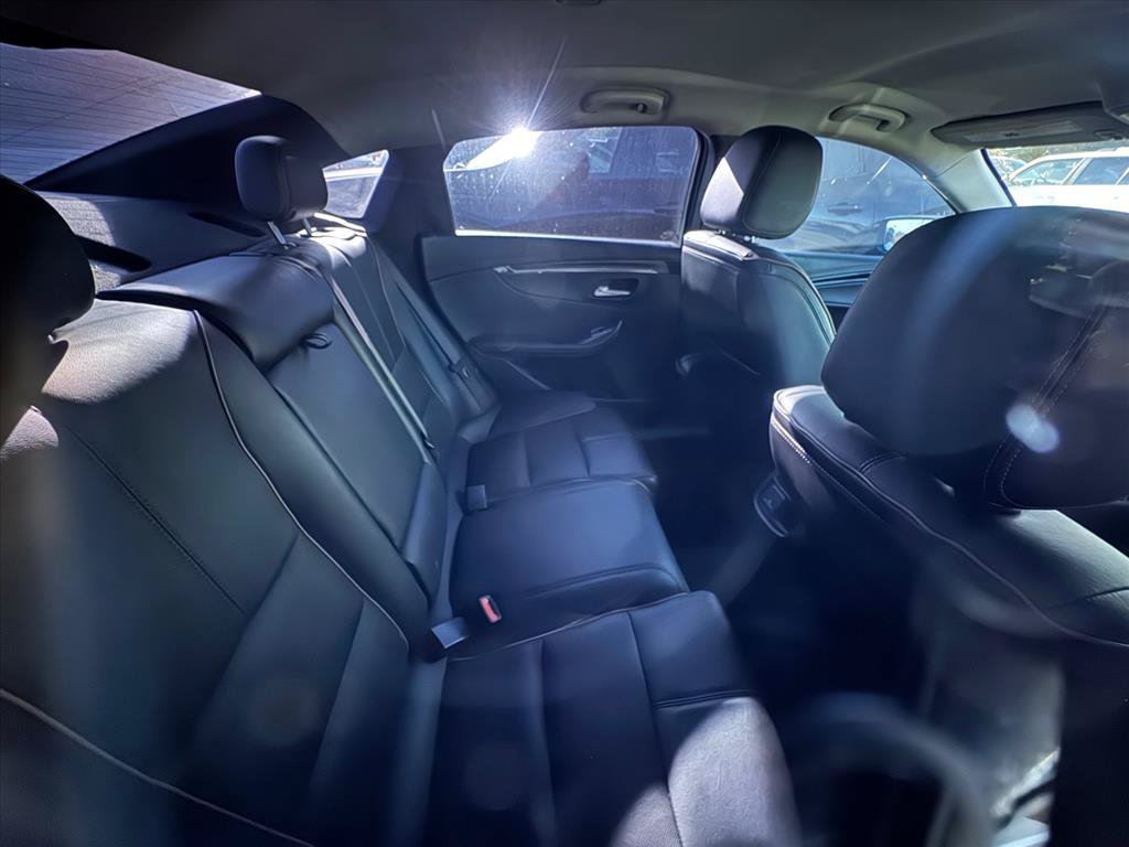 Used 2019 Chevrolet Impala Premier FWD image 4