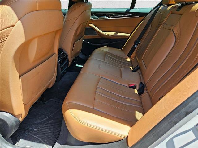 Used 2018 BMW 540i xDrive AWD/4WD image 18