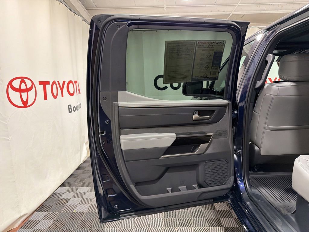 Used 2025 Toyota Tundra Limited AWD/4WD image 16