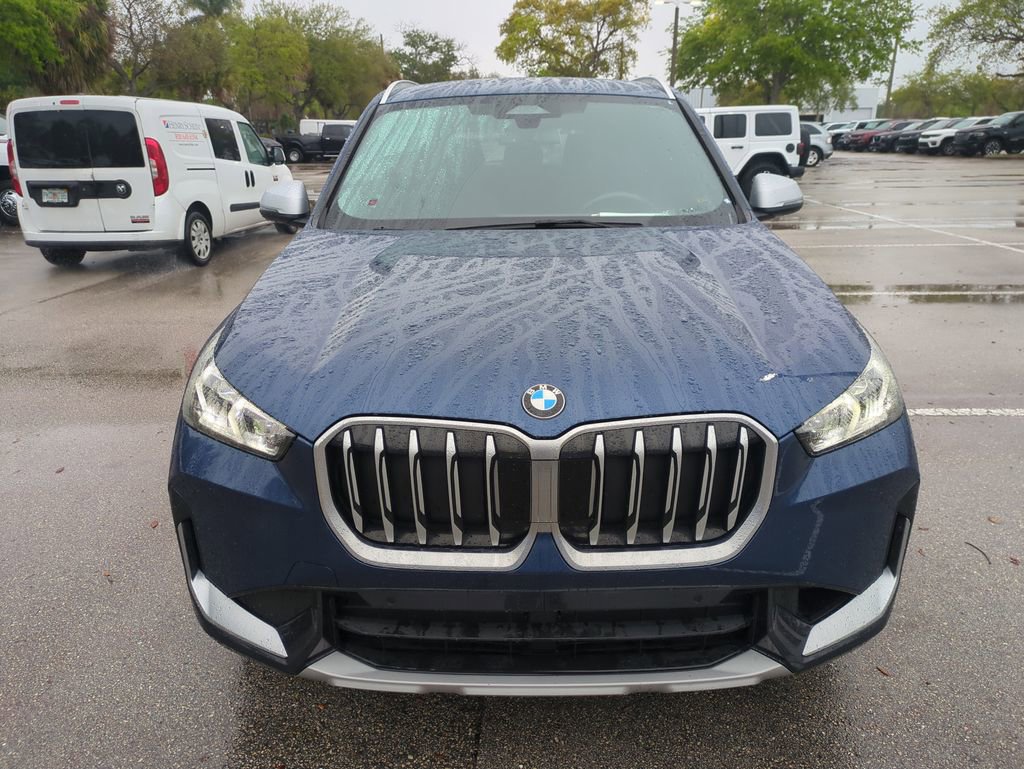 Used 2023 BMW X1 xDrive28i w/ Convenience Package image 4