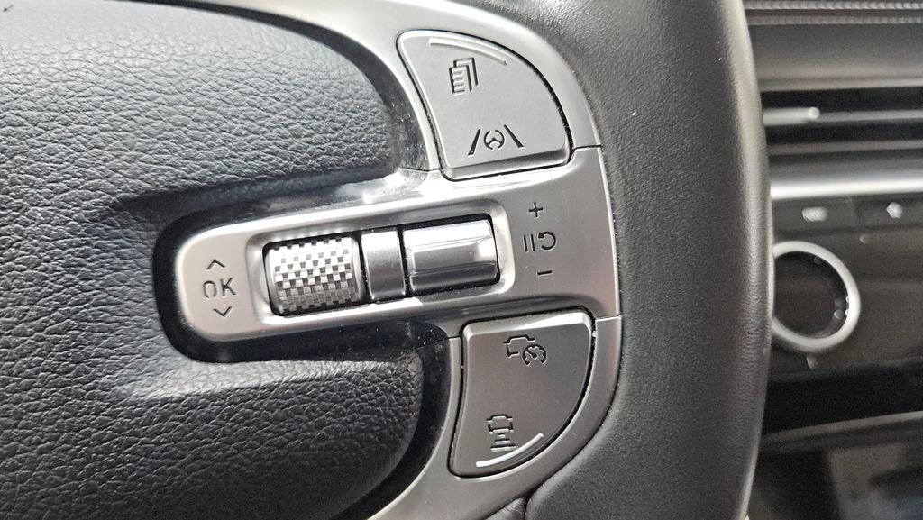 Used 2024 Genesis GV80 2.5T image 26