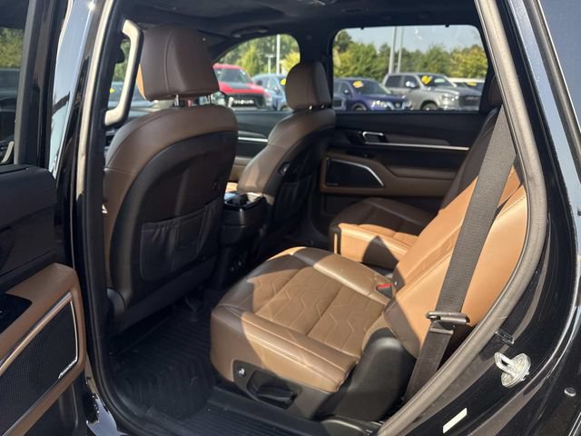 Certified 2022 Kia Telluride SX w/ SX Prestige Package AWD/4WD image 8
