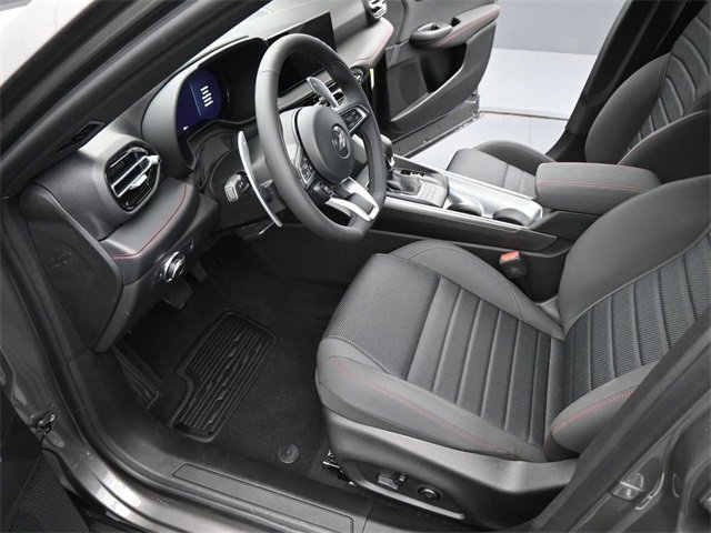 New 2025 Dodge Hornet R/T image 9