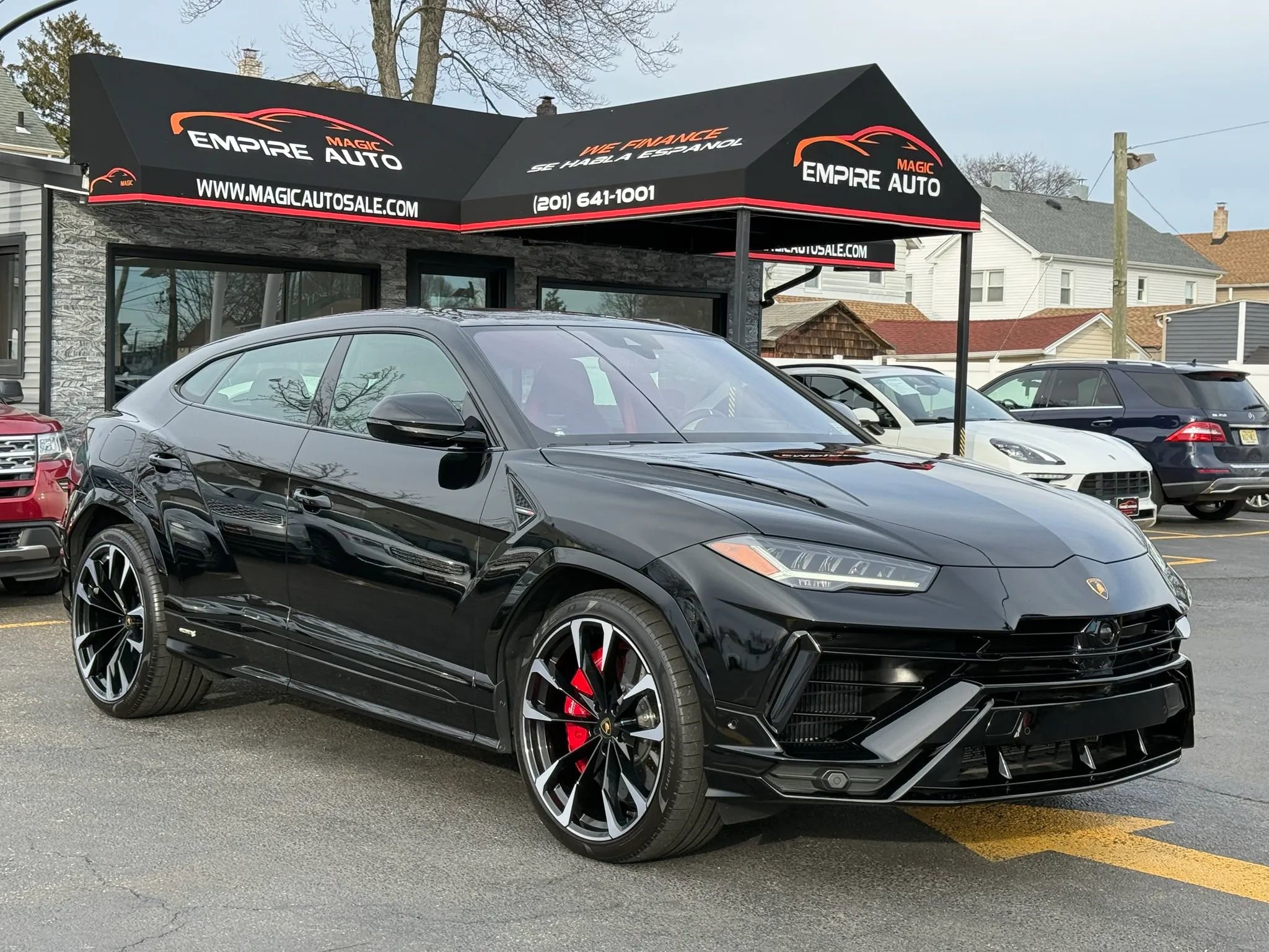 Used 2024 Lamborghini Urus S image 7