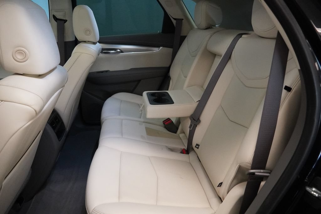 Used 2021 Cadillac XT5 Premium Luxury AWD/4WD image 10