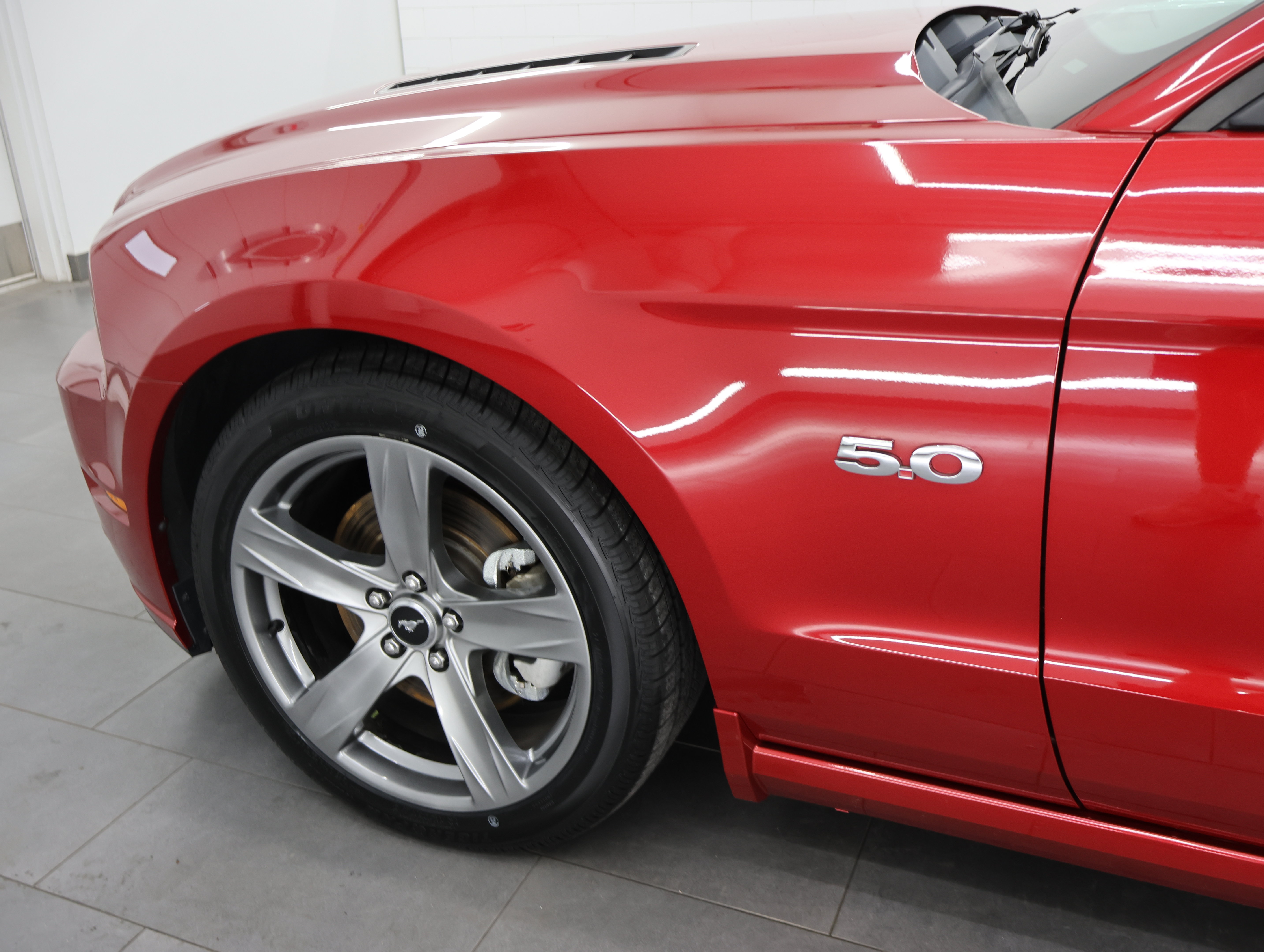 Used 2013 Ford Mustang GT Premium w/ Comfort Pkg RWD image 32