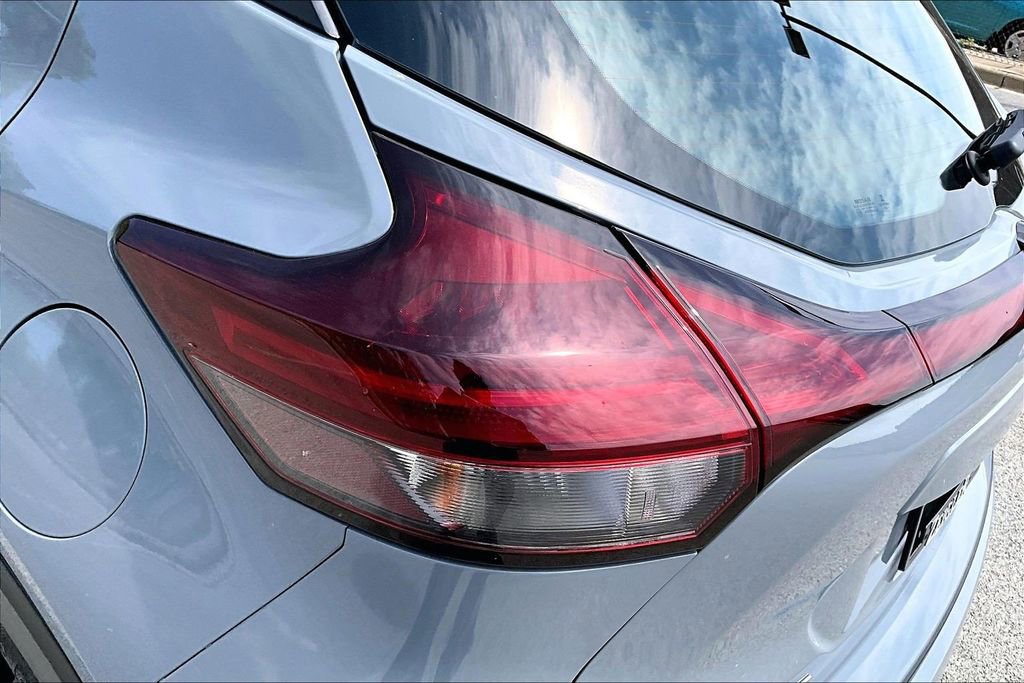 Used 2023 Nissan Kicks SV FWD image 28