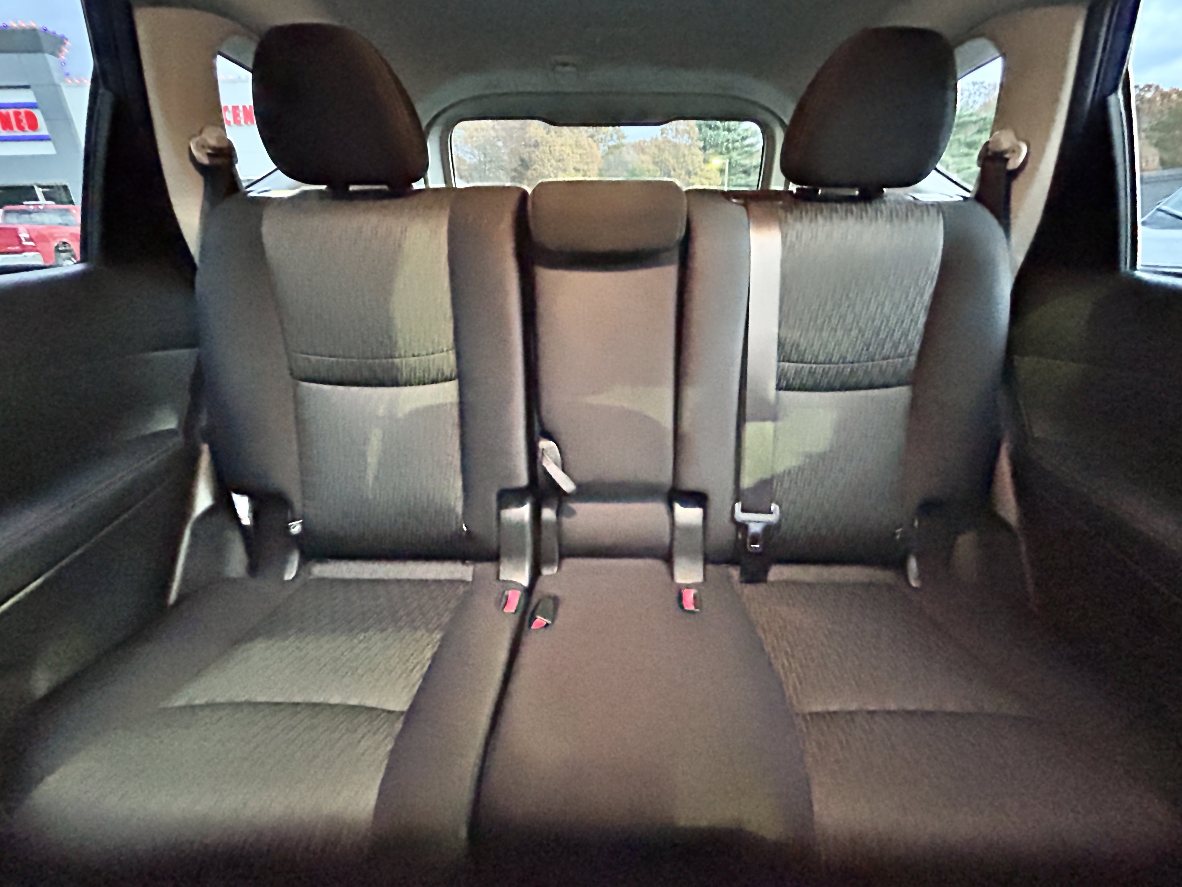 Used 2020 Nissan Rogue SV image 33