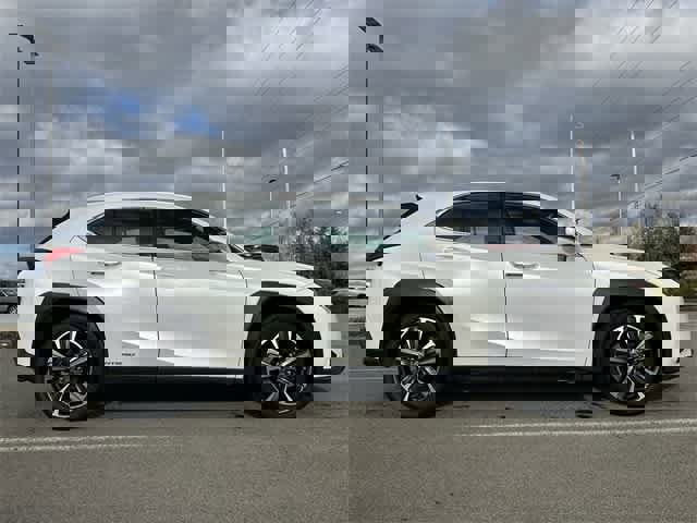 Used 2020 Lexus UX 250h w/ Premium Package image 3