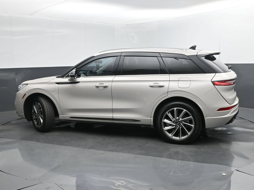 Used 2021 Lincoln Corsair Grand Touring w/ Equipment Group 301A AWD/4WD image 39