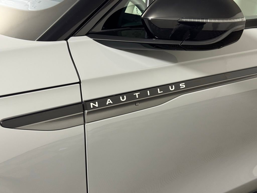New 2026 Lincoln Nautilus Premier w/ Equipment Group 102A AWD/4WD image 9