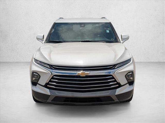 Used 2023 Chevrolet Blazer Premier FWD image 2