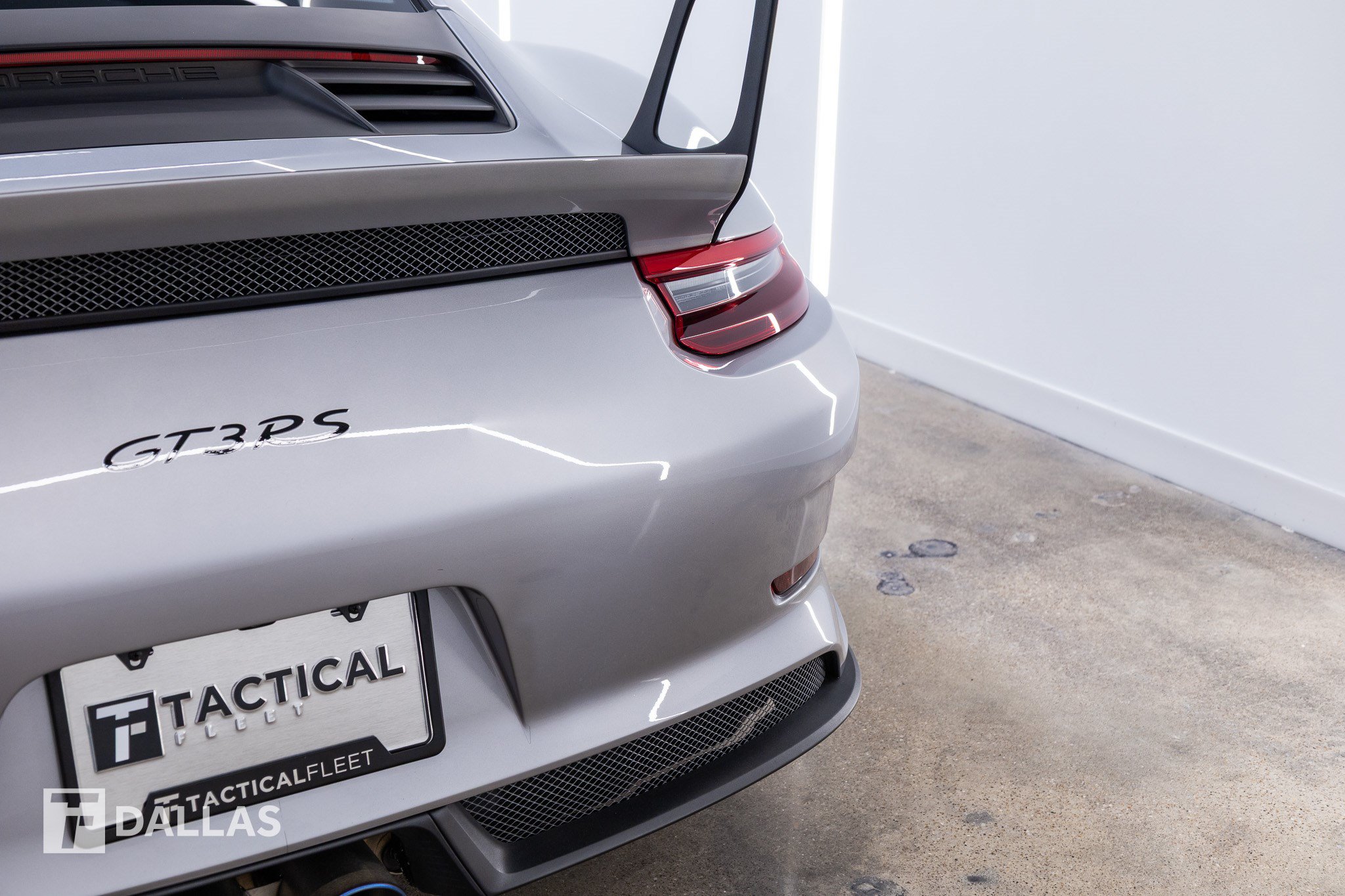 Used 2019 Porsche 911 GT3 RS RWD image 11