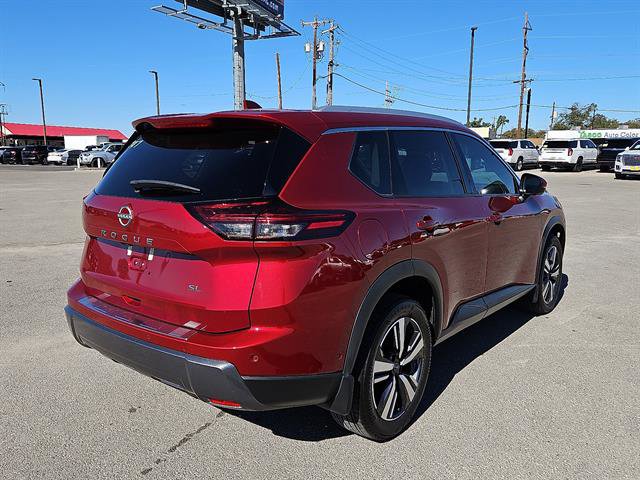 Used 2024 Nissan Rogue SL w/ SL Premium Package image 5