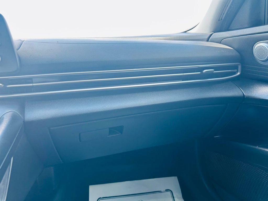 Used 2021 Hyundai Elantra SEL w/ Cargo Package image 34