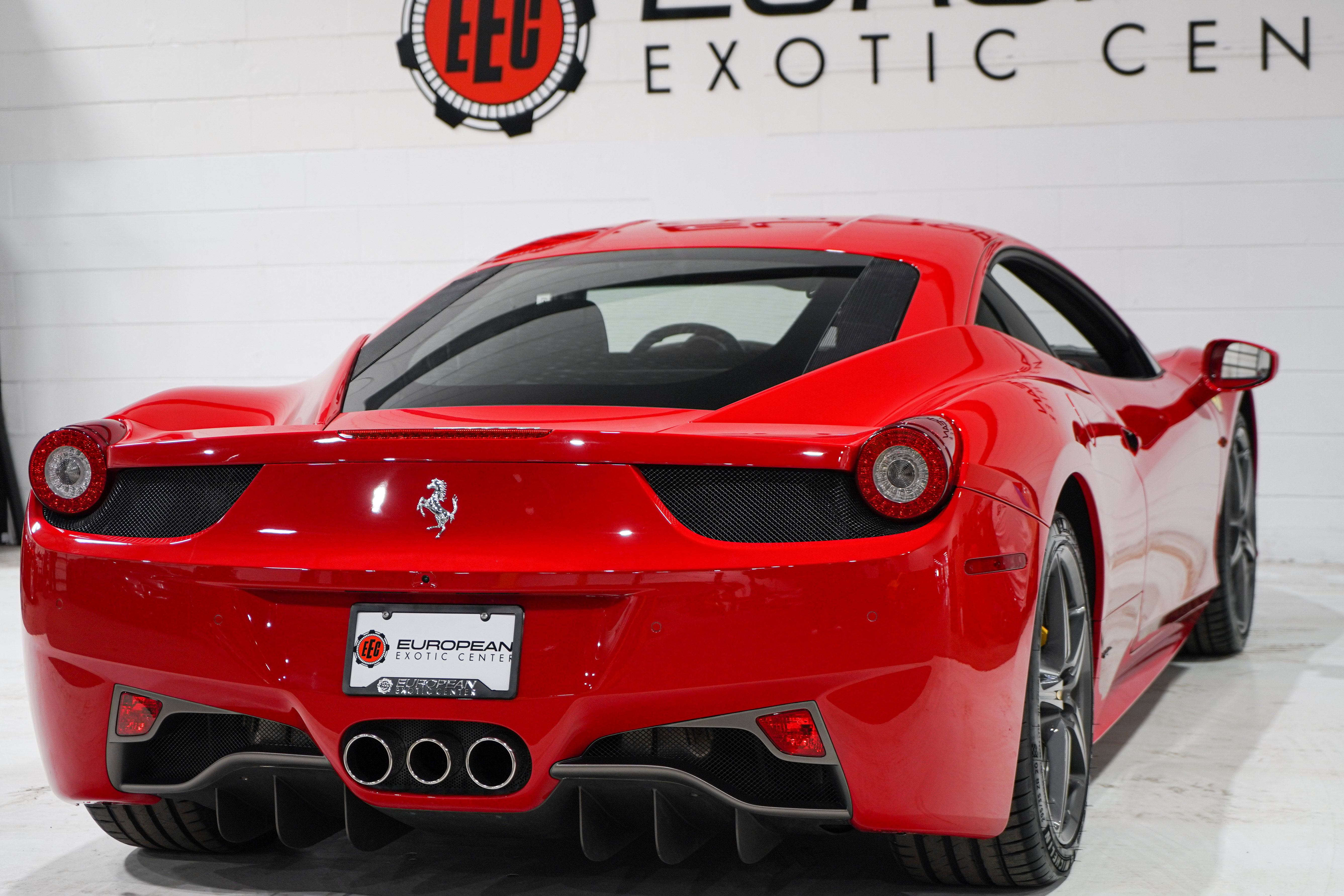 Used 2014 Ferrari 458 Italia Coupe RWD image 36