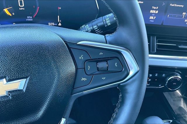 Used 2025 Chevrolet Trax LT w/ Driver Confidence Package image 19