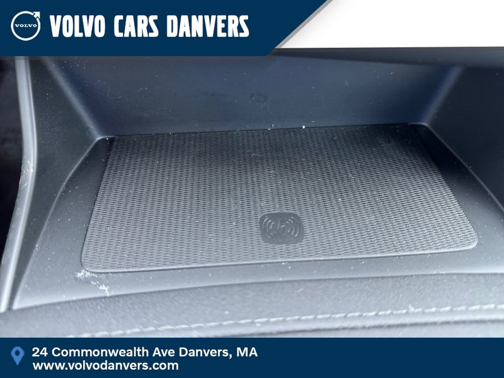 New 2025 Volvo XC90 T8 Ultra w/ Protection Package Premier image 18