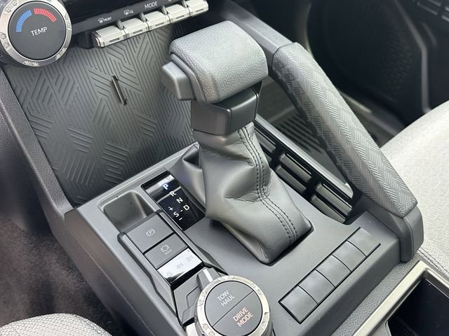 New 2026 Toyota 4Runner SR5 AWD/4WD image 21